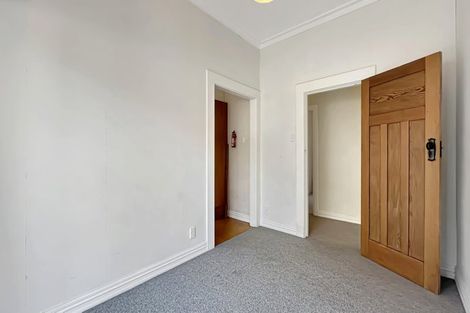 Photo of property in 1 North Avenue, Narrow Neck, Auckland, 0624