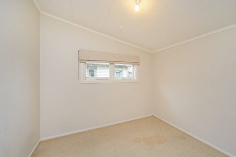 Photo of property in 42 Florence Avenue, Palmerston North, 4414