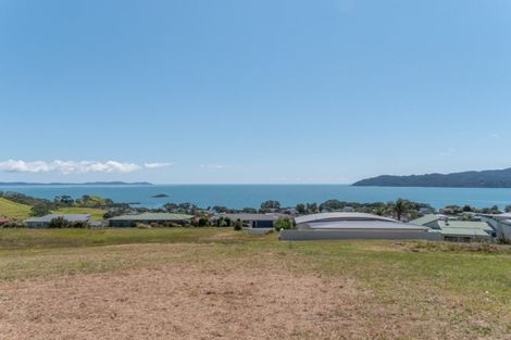 Photo of property in 6 Oden Hill, Coopers Beach, 0420