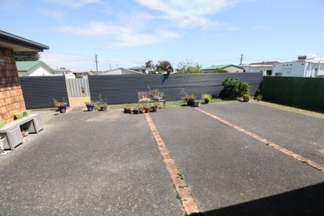 Photo of property in 64 Andrews Street, Foxton Beach, Foxton, 4815