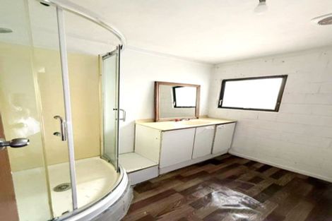 Photo of property in 2/4a Vine Street, Mangere East, Auckland, 2024