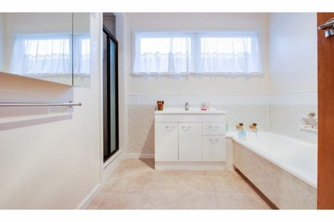 Photo of property in 605 Park Road North, Parkvale, Hastings, 4122