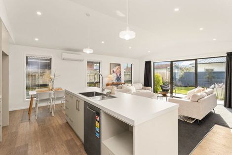 Photo of property in 17b Bullar Street, Grasmere, Invercargill, 9810