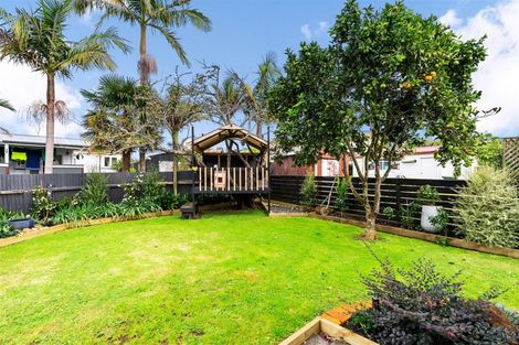 Photo of property in 10 Drummond Street, Regent, Whangarei, 0112