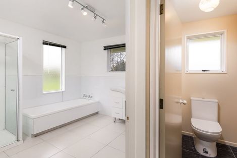 Photo of property in 5 Hayes Street, Waimate, 7924