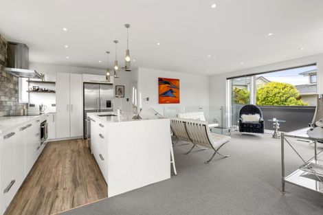 Photo of property in 1/467 Beach Road, Murrays Bay, Auckland, 0630