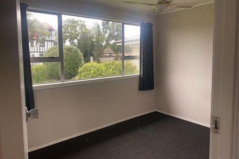 Photo of property in 114 Racecourse Road, Waiuku, 2123