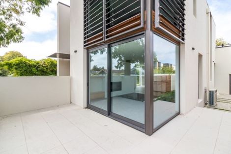 Photo of property in 142a Glandovey Road, Strowan, Christchurch, 8052