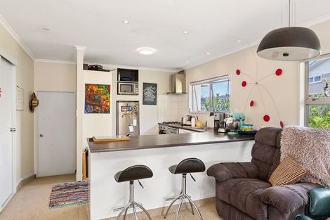 Photo of property in 3b Lillian Place, Orewa, 0931