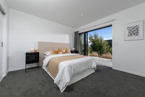 Photo of property in 20 Makomako Road, Wanaka, 9305