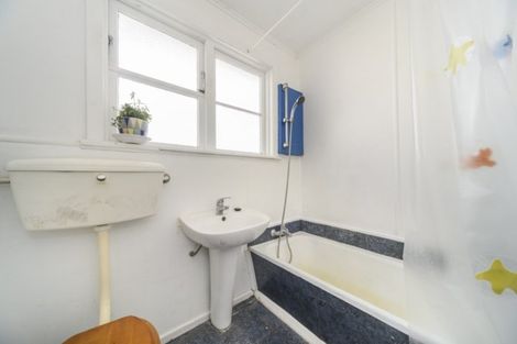 Photo of property in 918 Tremaine Avenue, Roslyn, Palmerston North, 4414