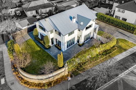 Photo of property in 1 Westpark Drive, Burnside, Christchurch, 8053