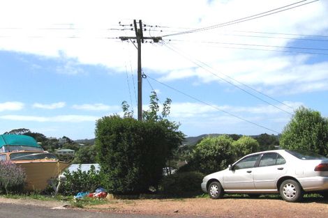 Photo of property in 10 Wellington Road, Surfdale, Waiheke Island, 1081