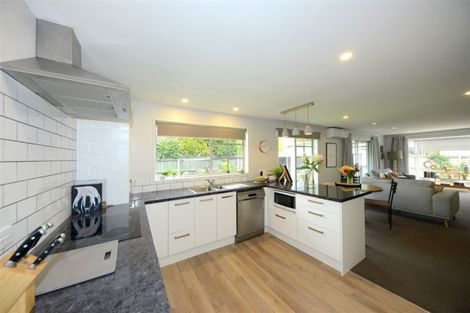 Photo of property in 2/47 Woodbury Street, Russley, Christchurch, 8042