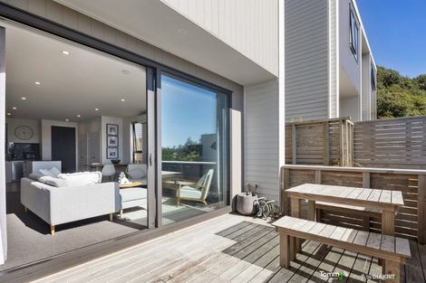 Photo of property in 7/52 High Street, Island Bay, Wellington, 6023