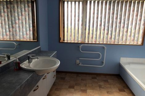 Photo of property in 24 Lexington Place, Shirley, Christchurch, 8061