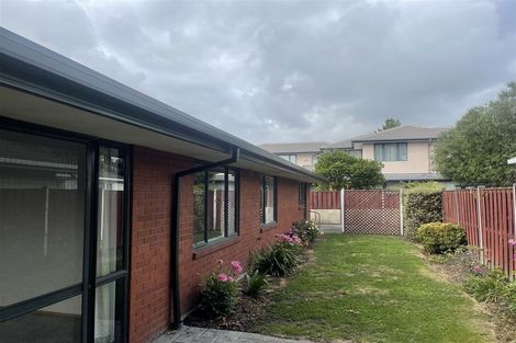 Photo of property in 30 Villa Grove, Ilam, Christchurch, 8041