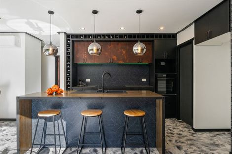 Photo of property in 112 Kawiu Road, Levin, 5510