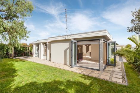 Photo of property in 15 Fordyce Avenue, Sunnyhills, Auckland, 2010