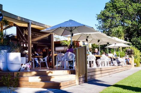 Photo of property in 186 Landmark Terrace, Orewa, 0931