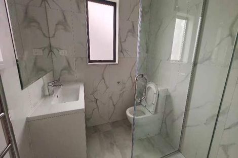 Photo of property in 27a Crestview Rise, Papakura, 2110