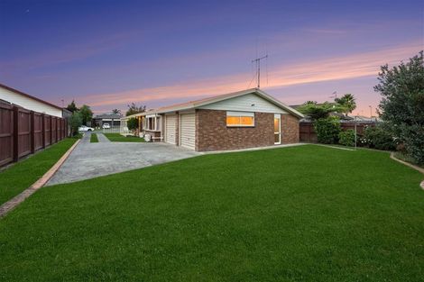 Photo of property in 8 Moreland Avenue, Pukete, Hamilton, 3200