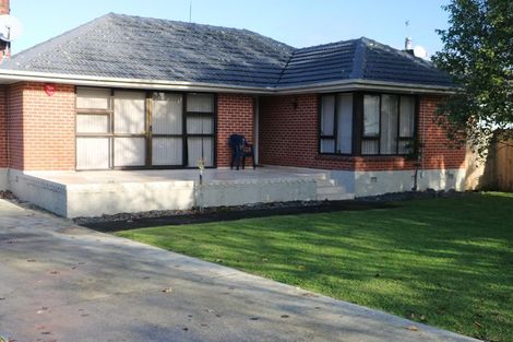 Photo of property in 19 Sunnyside Crescent, Papatoetoe, Auckland, 2025