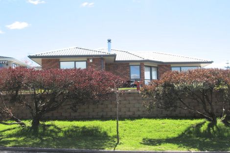 Photo of property in 3 Kinder Street, Acacia Bay, Taupo, 3330