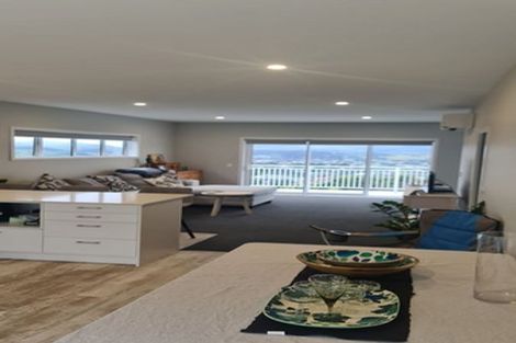 Photo of property in 16 Kopua Place, Whitby, Porirua, 5024