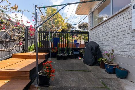 Photo of property in 1/18 Sealy Road, Torbay, Auckland, 0630