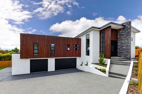 Photo of property in 161 Hackthorne Road, Cashmere, Christchurch, 8022
