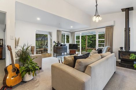 Photo of property in 6 Widdison Place, Whangamata, 3691