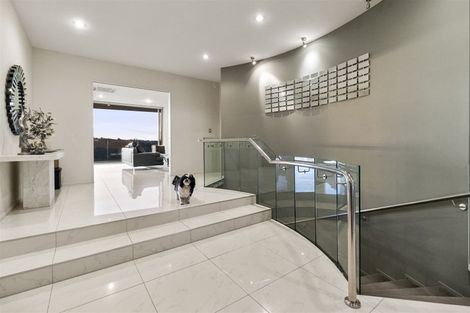 Photo of property in 146 Kittiwake Drive, Schnapper Rock, Auckland, 0632