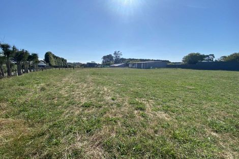 Photo of property in 18 Arthur Road, Paraite, New Plymouth, 4373