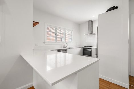 Photo of property in 36a Hall Street, Cambridge, 3434