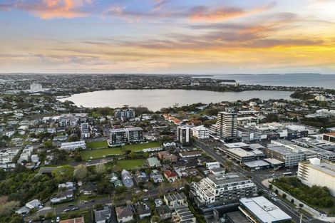 Photo of property in 4/16 Huron Street, Takapuna, Auckland, 0622