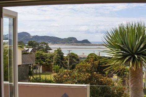 Photo of property in 64 Cheviot Street, Mangawhai Heads, Mangawhai, 0505