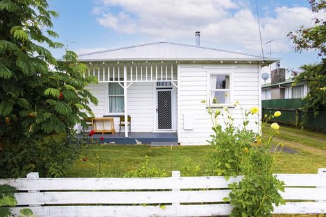 Photo of property in 13 Queens Road, Elgin, Gisborne, 4010