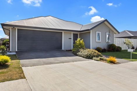 Photo of property in 22 Pimlico Place, Rangiora, 7400