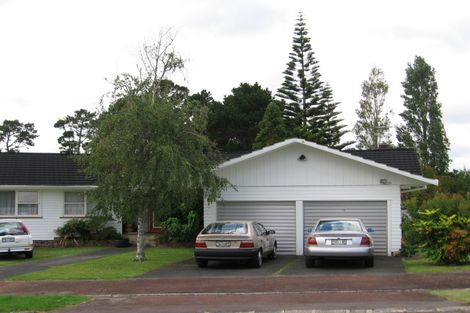 Photo of property in 26 Windermere Crescent, Blockhouse Bay, Auckland, 0600