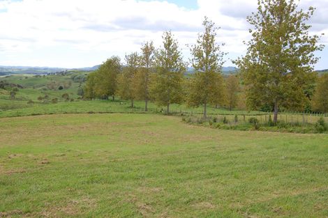 Photo of property in 54 Rangiora Road, Kaiwaka, 0573