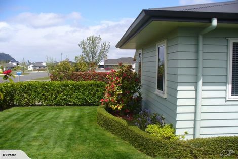 Photo of property in 39 Pukeko Way, Kinloch, Taupo, 3377