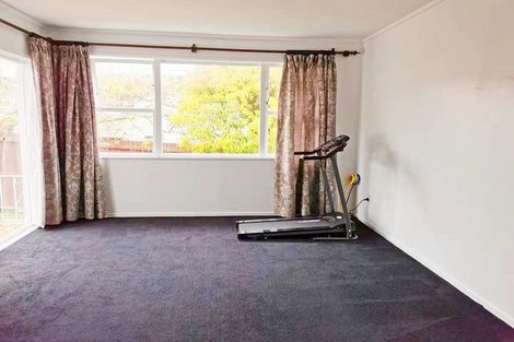 Photo of property in 22 Keldale Place, Forrest Hill, Auckland, 0620