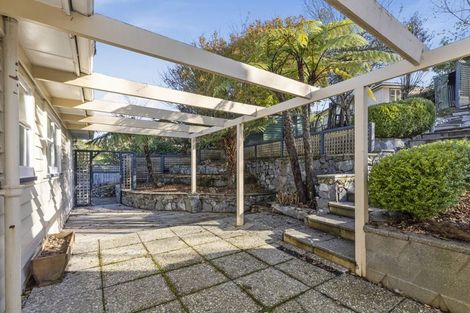 Photo of property in 15a Romney Square, Tawa, Wellington, 5028