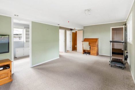 Photo of property in 19 Kowhai Road, Mairangi Bay, Auckland, 0630