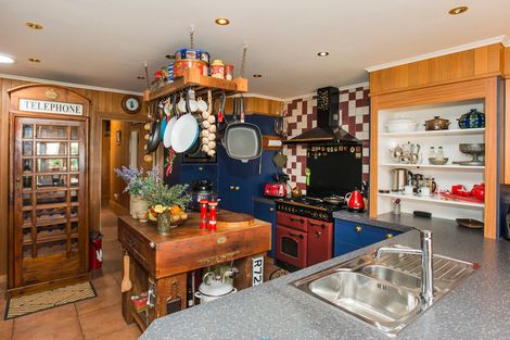 Photo of property in 52 Arthur Street, Tokomaru Bay, 4079