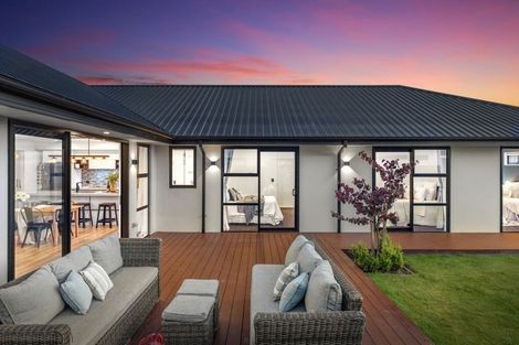 Photo of property in 24 Irvines Track, Halswell, Christchurch, 8025