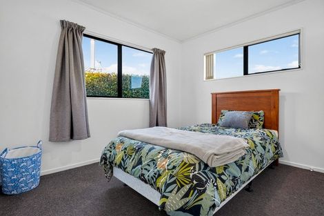Photo of property in 1/30 Savoy Road, Glen Eden, Auckland, 0602