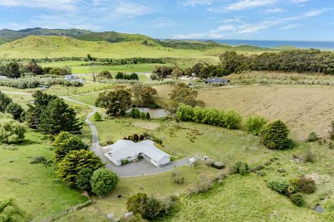 Photo of property in 1300 Waimarama Road, Waimarama, Havelock North, 4294