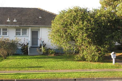 Photo of property in 39 Prouse Crescent, Naenae, Lower Hutt, 5011